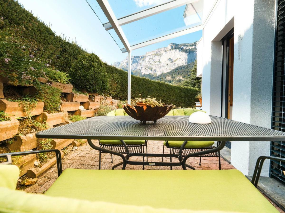 Charming 4 Bed Flat In Flims Apartment Ngoại thất bức ảnh